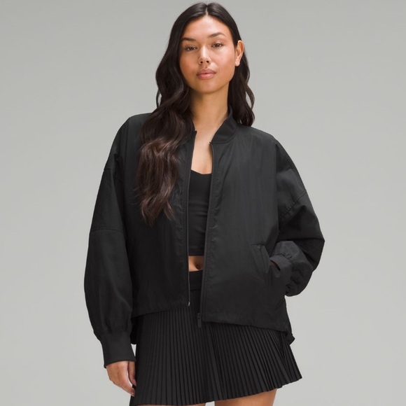 Lululemon Lightweight Bomber Jacket Cinch Hem Black Size XL NWT
